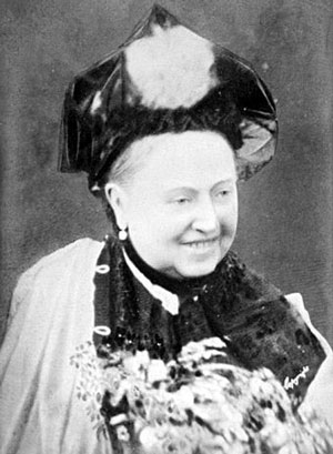 photo of elderly Victorian lady, the Queen, smiling