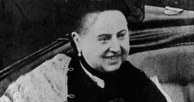 Queen Victoria in carriage, smiling